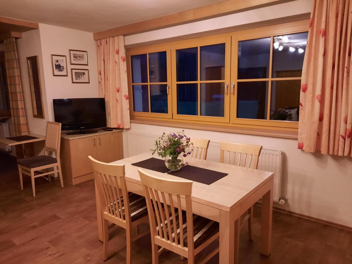 Appartement Haus Untergand à Sankt Anton am Arlberg Extérieur photo