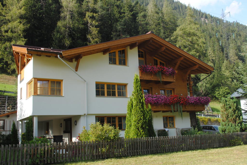 Appartement Haus Untergand à Sankt Anton am Arlberg Extérieur photo